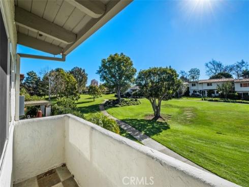 525  Vista Flora  , Newport Beach, CA