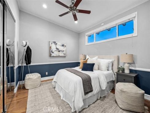 525  Vista Flora  , Newport Beach, CA