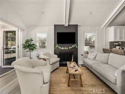 306  Alvarado  , Newport Beach, CA