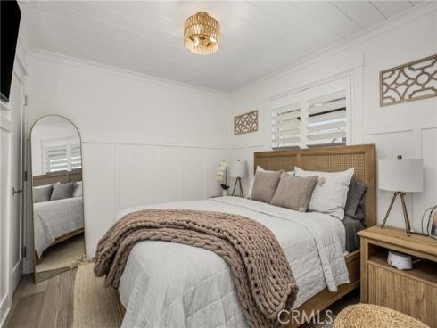 306  Alvarado  , Newport Beach, CA