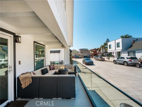 306  Alvarado  , Newport Beach, CA