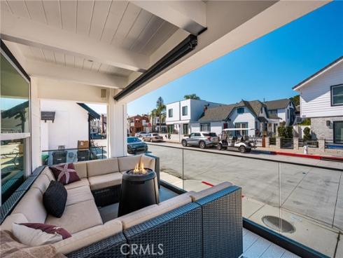 306  Alvarado   Place, Newport Beach, CA