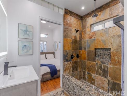 106  31st   Street, Newport Beach, CA