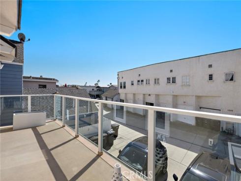 1613 E Balboa  , Newport Beach, CA