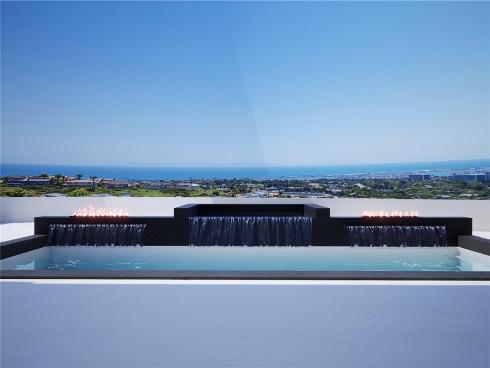 12  Geneve  , Newport Beach, CA