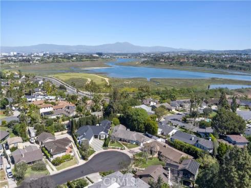 2401  Sierra Vista  , Newport Beach, CA