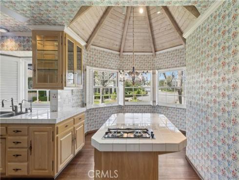 2401  Sierra Vista  , Newport Beach, CA