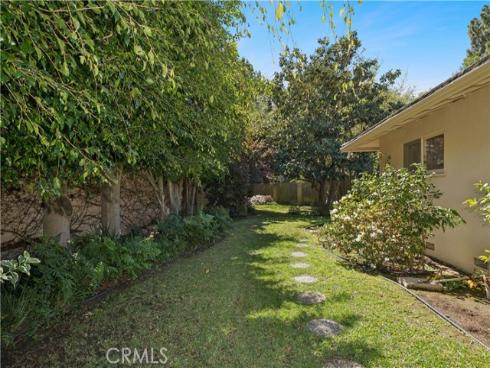 2401  Sierra Vista  , Newport Beach, CA