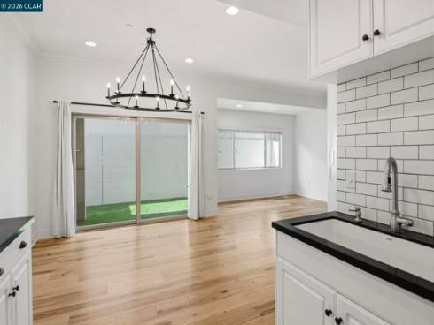 20402  Santa Ana Ave  4 , Newport Beach, CA