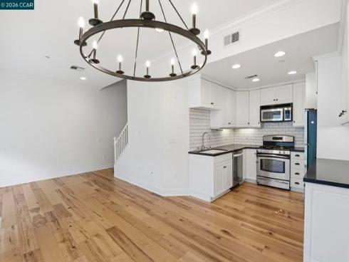 20402  Santa Ana Ave  4 , Newport Beach, CA