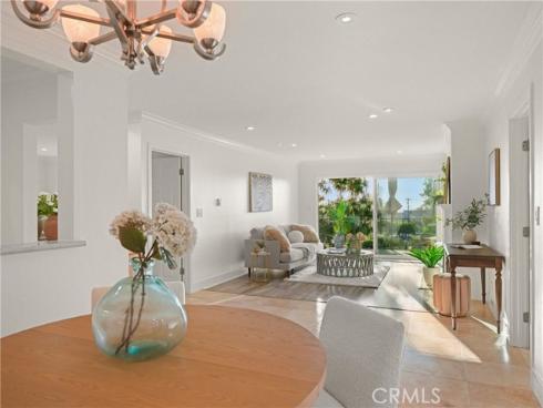 102  Scholz  34  Plaza, Newport Beach, CA