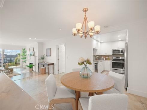 102  Scholz  34  Plaza, Newport Beach, CA