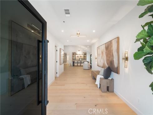 2436 Holiday , Newport Beach, CA