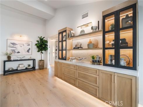 2436 Holiday , Newport Beach, CA