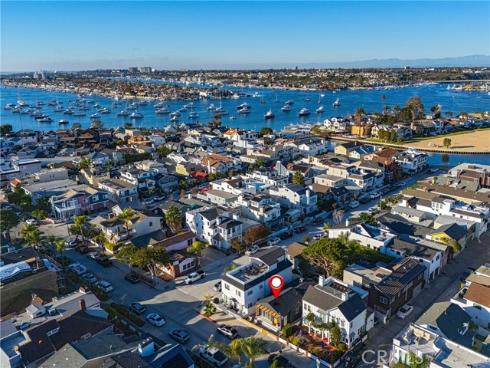 122 E Bay   Avenue, Newport Beach, CA