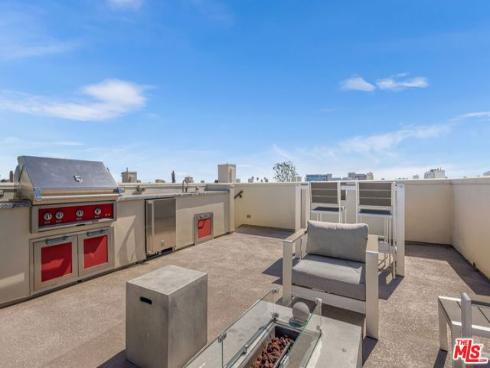 19 Ebb Tide Circle, Newport Beach, CA