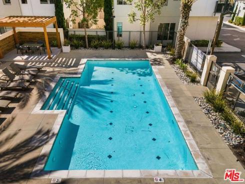 19 Ebb Tide Circle, Newport Beach, CA