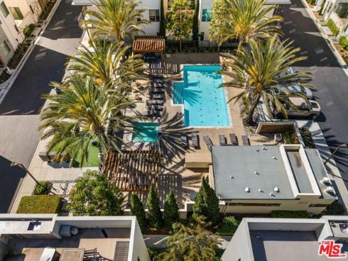 19 Ebb Tide Circle, Newport Beach, CA