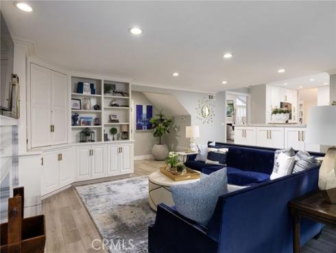 1821  Port Barmouth  , Newport Beach, CA