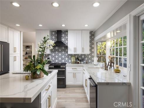 1821  Port Barmouth  , Newport Beach, CA