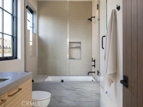 8  Cherry Hills   Lane, Newport Beach, CA