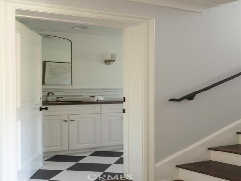 2 Royal Saint George Road, Newport Beach, CA