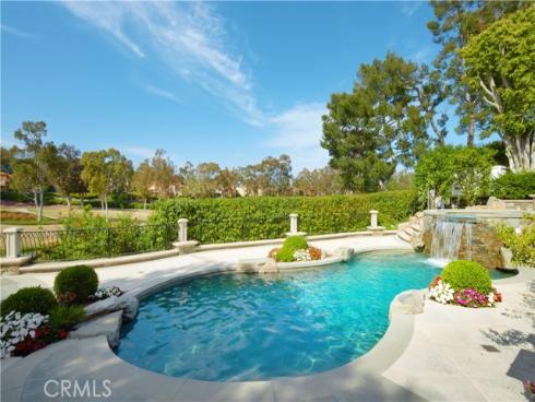 2 Royal Saint George Road, Newport Beach, CA