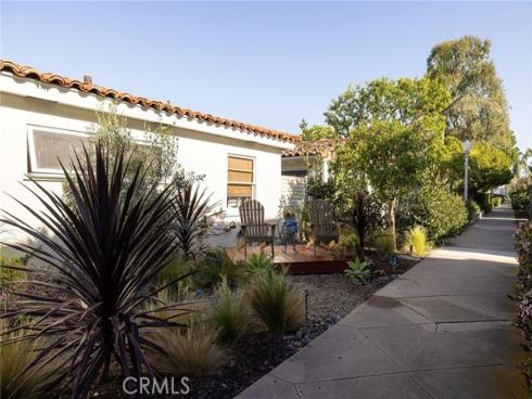 120  Via Undine  , Newport Beach, CA