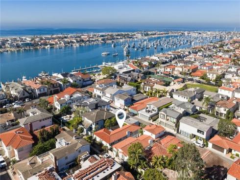 120  Via Undine  , Newport Beach, CA