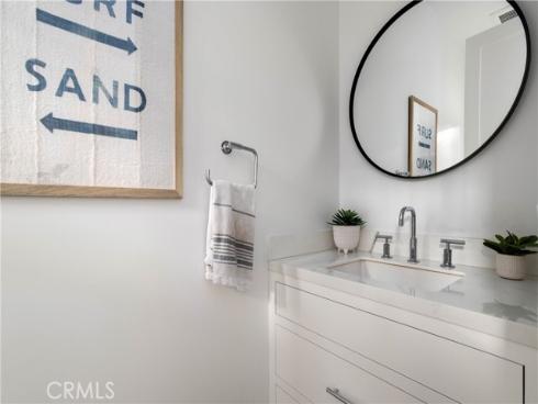 400  40th Street  , Newport Beach, CA