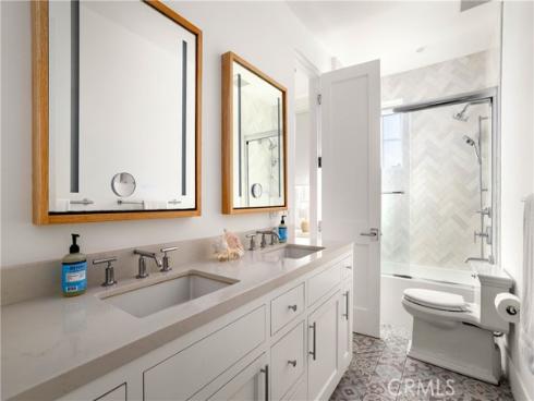 400  40th Street  , Newport Beach, CA