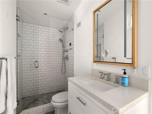 400  40th Street  , Newport Beach, CA