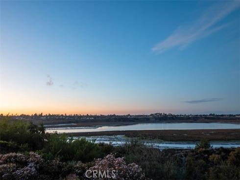 2175  Vista Entrada  , Newport Beach, CA