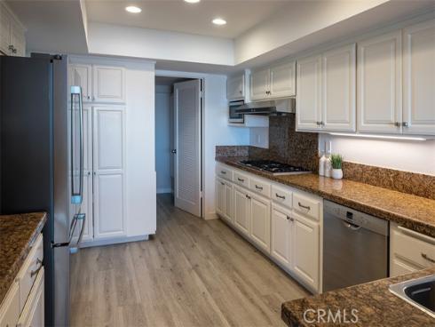 2175  Vista Entrada  , Newport Beach, CA