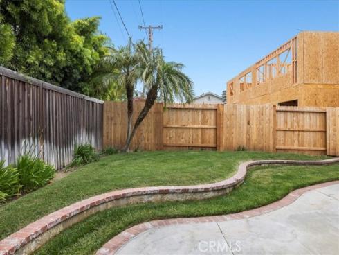 2328  Margaret Drive  , Newport Beach, CA