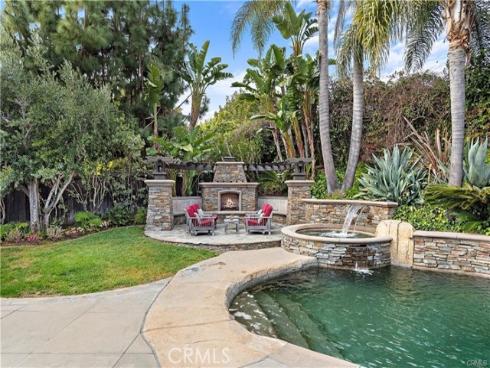 712  Aleppo  , Newport Beach, CA