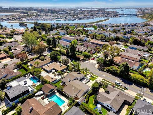1112  Westcliff   Drive, Newport Beach, CA