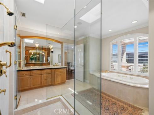 521  Via Lido Nord  , Newport Beach, CA