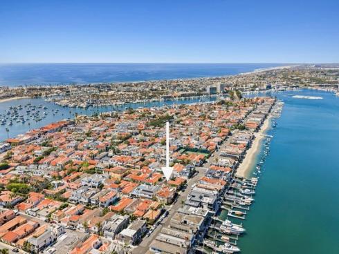 521  Via Lido Nord  , Newport Beach, CA