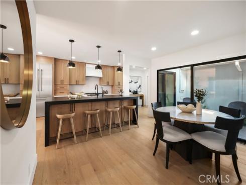 22  Rue Cannes  , Newport Beach, CA