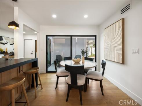 22  Rue Cannes  , Newport Beach, CA