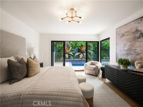 22  Rue Cannes  , Newport Beach, CA