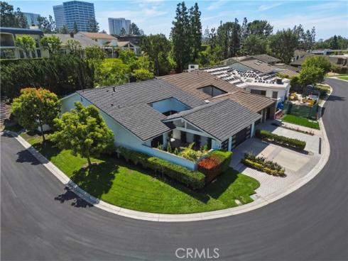 22  Rue Cannes  , Newport Beach, CA