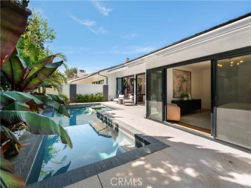 22  Rue Cannes  , Newport Beach, CA