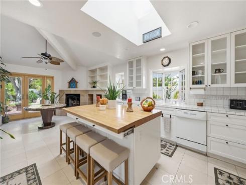 1633  Santiago  , Newport Beach, CA