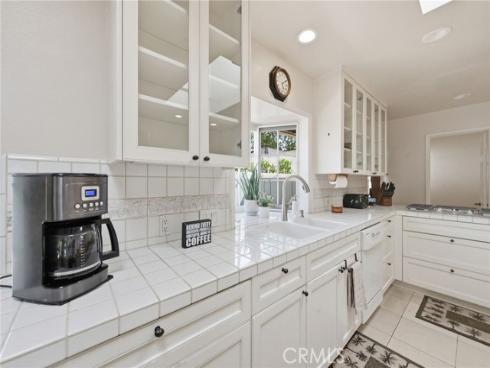 1633  Santiago  , Newport Beach, CA