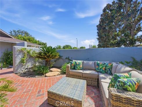 1633  Santiago  , Newport Beach, CA