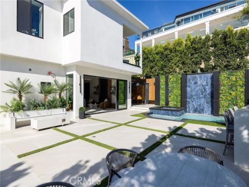 4  Narbonne  , Newport Beach, CA