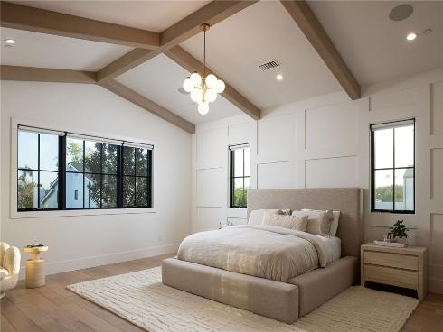 1423  Mariners  , Newport Beach, CA