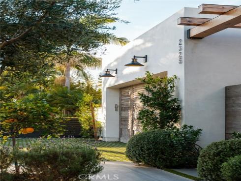 2325 E 16th  , Newport Beach, CA